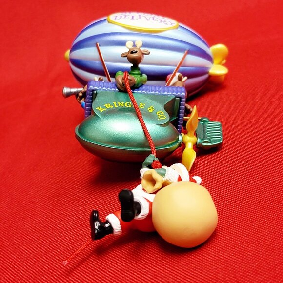 Hallmark  Kris and the Kringles Magic Movement 2005 Christmas Ornament - Picture 6 of 12